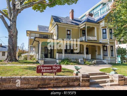 ASHEVILLE, NC, USA -10/25/18: Das elternhaus der amerikanische Schriftsteller Thomas Wolfe. Stockfoto