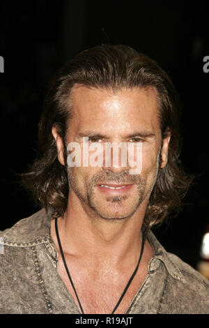 Lorenzo Lamas 03/02/09 "Watchmen" Premiere @ Grauman's Chinese Theater, Hollywood Foto von Ima Kuroda/HNW/PictureLux (2. März 2009) Stockfoto