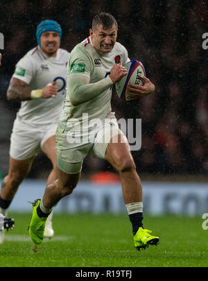 Twickenham, London, UK. 10. November 2018. England's Jonny kann während der Quilter Rugby Union International zwischen England und Neuseeland bei Twickenham Stadium. Credit: Paul Harding/Alamy Live Nachrichten Leitartikel nur verwenden Stockfoto