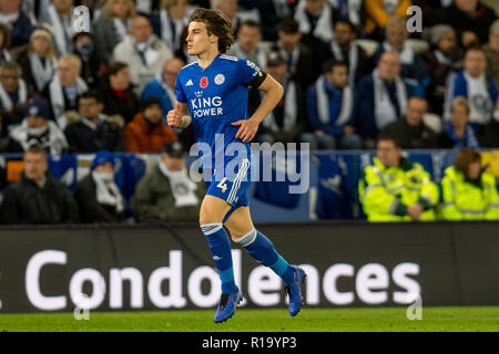 Leicester, Großbritannien. 10 Nov, 2018. Caglar Soyuncu von Leicester City während der Premier League Match zwischen Leicester City und Burnley für die King Power Stadion, Leicester, England am 10. November 2018. Foto von Matthew Buchan. Nur die redaktionelle Nutzung, eine Lizenz für die gewerbliche Nutzung erforderlich. Keine Verwendung in Wetten, Spiele oder einer einzelnen Verein/Liga/player Publikationen. Credit: UK Sport Pics Ltd/Alamy leben Nachrichten Stockfoto