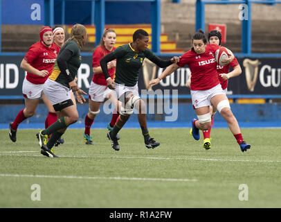 Cardiff, Wales, UK. 10 Nov, 2018. Wales Sioned Harris in Wales Frauen v Südafrika Frauen. Herbst internationals in Cardiff Arms Park Cardiff Vereinigtes Königreich. Credit: Graham Glendinning/SOPA Images/ZUMA Draht/Alamy leben Nachrichten Stockfoto