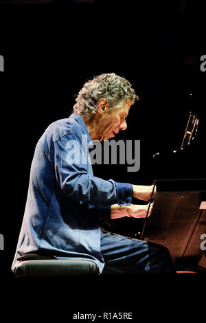 Torino, Italien. 09 Nov, 2018. Chick Corea spielt auf der Bühne OGR Jazz Music Club, Turin. Credit: Bruno Brizzi/Pacific Press/Alamy leben Nachrichten Stockfoto