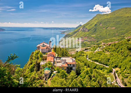 Madonna di Montecastello Hermitage über Gardasee, Lombardei, Italien Stockfoto