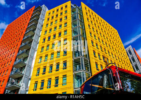 Renzo Piano Central St Giles Gebäude im Zentrum von London, Großbritannien. Der Architekt Renzo Piano wurde 2010 eröffnet Stockfoto
