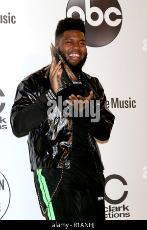 2018 American Music Awards Presse auf der Microsoft Theater am 9. Oktober 2018 in Los Angeles, CA bietet: Khalid Wo: Los Angeles, Kalifornien, Vereinigte Staaten, wenn: 10 Okt 2018 Credit: Nicky Nelson/WENN.com Stockfoto