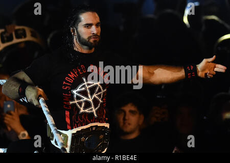 Rom, Italien. 11 Nov, 2018. Show WWE live auf der Palalottomatica-Rome 10-11-2018 Im Bild Seth Rollins Foto Fotograf01 Gutschrift: Unabhängige Fotoagentur/Alamy leben Nachrichten Stockfoto