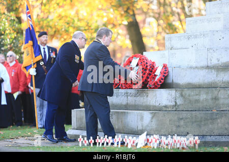 Worcester, Großbritannien. 11. November 2018. Zum Ende des Ersten Weltkrieges erinnert an den Worcester Cathedral. Peter Lopeman/Alamy leben Nachrichten Stockfoto