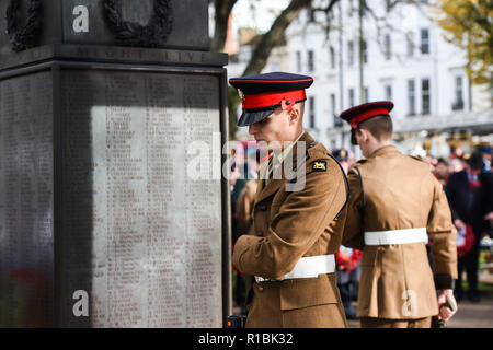 Brighton UK 11. November 2018 - Der Akt der Trauerfeier am Brighton war Memorial statt. Es ist der 100. Jahrestag heute vom Ende des Ersten Weltkriegs am 11. November 1918. Foto: Simon Dack Credit: Simon Dack/Alamy leben Nachrichten Stockfoto