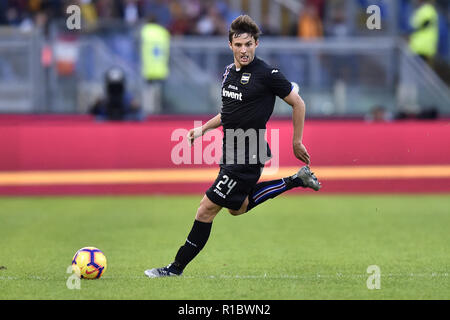 Rom, Italien. 11. Nov 2018. Bartosz Bereszynski von Sampdoria in der Serie A Match zwischen Roma und Sampdoria im Stadio Olimpico, Rom, Italien Am 11. November 2018. Credit: Giuseppe Maffia/Alamy leben Nachrichten Stockfoto