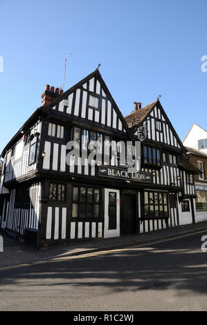 Black Lion Inn, Bridge Street, Bishops Stortford, Hertfordshire. Das Inn stammt aus dem 16. Jahrhundert. Stockfoto