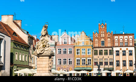 Statue des Hl. Johannes von Nepomuk auf dem Alten Marktplatz in Poznan, Polen Stockfoto