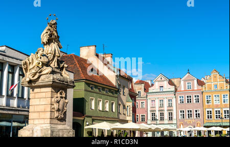 Statue des Hl. Johannes von Nepomuk auf dem Alten Marktplatz in Poznan, Polen Stockfoto