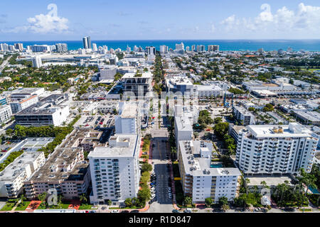 Miami Beach Florida, Luftaufnahme von oben, Lincoln Road City Skyline Atlantischer Ozean, Stockfoto