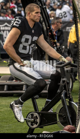 Oakland, Kalifornien, USA. 11 Nov, 2018. Oakland Raiders wide receiver Jordy Nelson (82) am Sonntag, 11. November 2018, bei Oakland-Alameda County Coliseum in Oakland, Kalifornien. Die Ladegeräte besiegt die Räuber 20-6. Credit: Al Golub/ZUMA Draht/Alamy leben Nachrichten Stockfoto