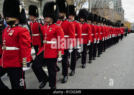 Montreal, Kanada, 11. November 2018. Die kanadischen Militärangehörigen, die an der Erinnerung Tag Zeremonien. Credit: Mario Beauregard/Alamy leben Nachrichten Stockfoto