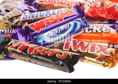 Reichweite der britischen Schokoriegel von Mars und Cadbury Stockfoto