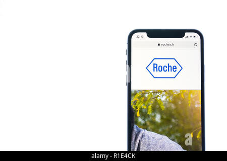 SOLOTHURN, Schweiz - 11 November, 2018: Roche Logo auf einem modernen Smartphone angezeigt Stockfoto