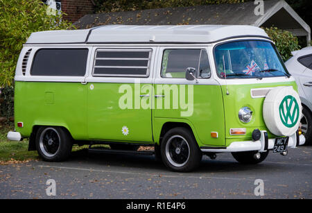 Lime Green VW CAMPER T2 Bay Stockfoto