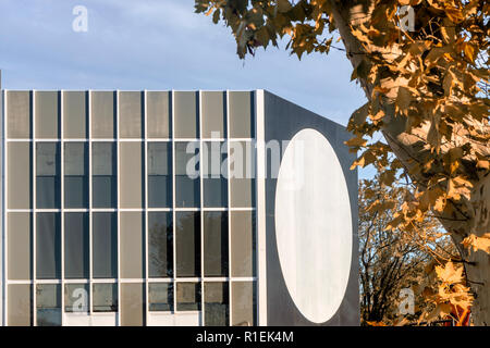 Fondation Vasarely in der Nähe von Aix-en-Provence, Herbst, Frankreich, Stockfoto