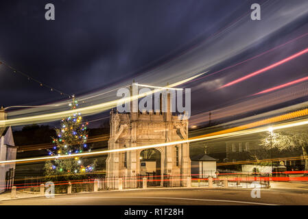 Schöne Weihnachtsbeleuchtung in Helston Cornwall Stockfoto