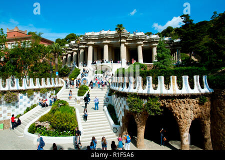 BARCELONA, SPANIEN - 24. Mai 2016: Park Güell gestaltet von dem katalanischen Architekten Antoni Gaudi Stockfoto