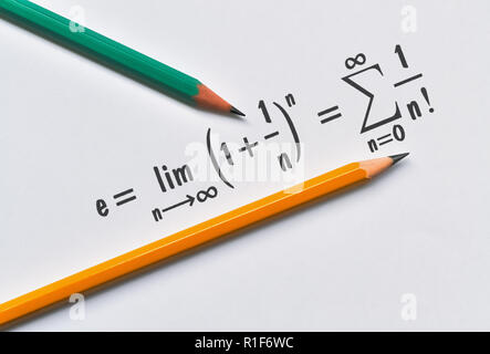 Definition der Euler ist auf zwei verschiedene Arten konstant Stockfoto