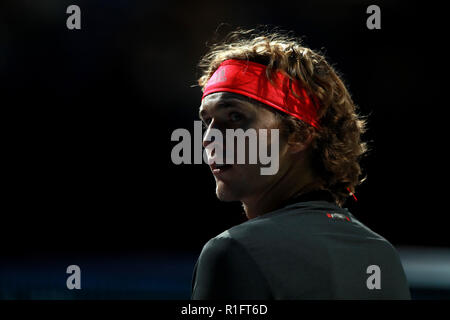 London, Großbritannien. 12. November 2018. O2 Arena, London, England; Nitto ATP-Finale; Alexander Zverev (GER) sieht von der Bank Credit: Aktion Plus Sport Bilder/Alamy leben Nachrichten Stockfoto