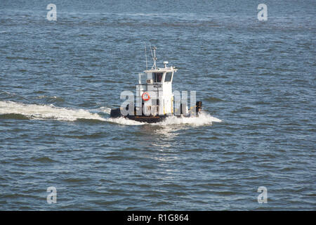 Drücken Sie Boot Tony L. Miller, den Hudson River, NY, Vereinigte Staaten von Amerika. Stockfoto