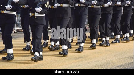 Marschierenden Soldaten glänzenden Stiefel Stockfoto