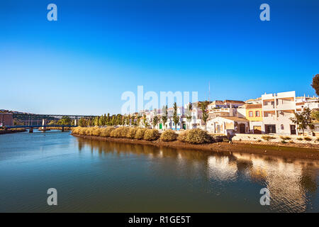 Gilao Rand des Flusses, Tavira, Algarve, Portugal Stockfoto