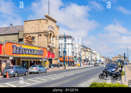 Great Yarmouth Leisureland Spielhalle und das Empire Art déco-Stil der alten Kino an der Marine Parade Great Yarmouth in Norfolk England UK GB Europa Stockfoto