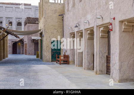 Blick auf die Straßen der alten arabischen Stadt Dubai UAE. Stockfoto