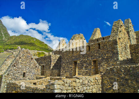 Machu Picchu, Inka Zitadelle hoch in den Anden, Peru, über dem Fluss Urubamba Tal. Im 15. Jahrhundert erbaut und später abgebrochener Stockfoto