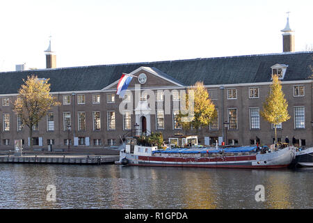 Hermitage Amsterdam ist ein Zweig Museum der Eremitage in Sankt Petersburg, Russland, am Ufer der Amstel in Amsterdam. Stockfoto