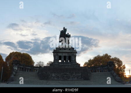 Statue von Wilhelm der Große/Wilhelm der Große am Deutschen Eck/Deutschen Eck am Zusammenfluss von Rhein und Mosel in Koblenz / Koblenz Stockfoto