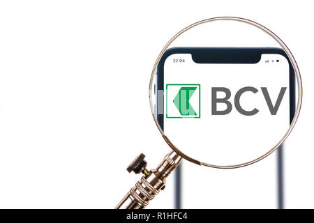 SOLOTHURN, SCHWEIZ - 12. NOVEMBER 2018: BCV-Logo auf einem modernen Smartphone angezeigt Stockfoto