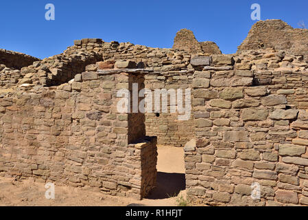 T-förmigen Tür, Aztec Ruins National Monument, New Mexico, USA 180927 69635 Stockfoto