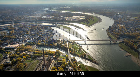 Luftaufnahme, Ruhr Mündung, Rhein-Herne-Kanal, Rhein, Orange, Fluss, Estuary, Ruhr, Rhein, Ruhr, Homberger Brücke, Hintergrundbeleuchtung, Ebbe, Wasser refl Stockfoto