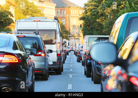 Autos im Stau Stockfoto