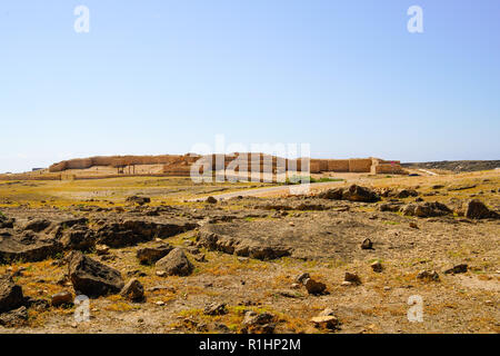 Blick auf Sumhuram (der kleine befestigte Stadt"), ein nach Süden 1001 archäologische Stätte in der Nähe von Taqah. Die dhofar Region von Oman. Stockfoto