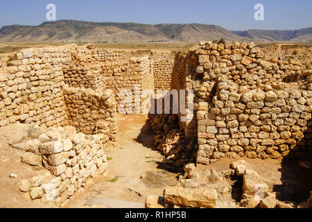 Blick auf Sumhuram (der kleine befestigte Stadt"), ein nach Süden 1001 archäologische Stätte in der Nähe von Taqah. Die dhofar Region von Oman. Stockfoto