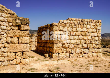 Blick auf Sumhuram (der kleine befestigte Stadt"), ein nach Süden 1001 archäologische Stätte in der Nähe von Taqah. Die dhofar Region von Oman. Stockfoto