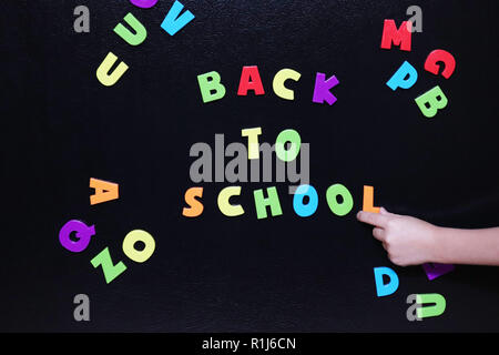 Buchstabe und Zahl Magnete Stockfoto