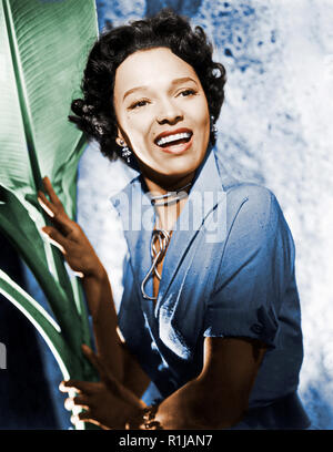 Orothy Jean Dandridge (November 9, 1922 - 8. September 1965) war ein US-amerikanischer Film und Theater Schauspielerin, Sängerin und Tänzerin. Sie ist vielleicht eines der berühmtesten afro-amerikanischen Schauspielerinnen eine erfolgreiche Hollywood Karriere und die ersten nominiert für einen Academy Award für die beste Schauspielerin für ihre Leistung im Jahr 1954 Film Carmen Jones zu haben. Quelle: Hollywood Foto Archiv/MediaPunch Stockfoto