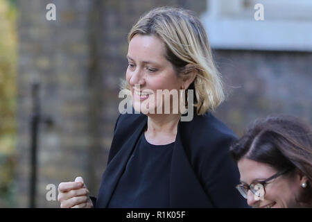 November 13, 2018 - London, Vereinigtes Königreich - Gelb Rudd, ehemalige Innenminister ist an der Downing Street gesehen. (Bild: © Dinendra Haria/SOPA Bilder über ZUMA Draht) Stockfoto