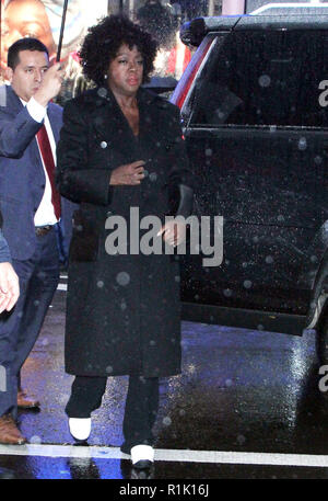 New York City, New York, USA. 13. November 2018. Viola Davis bei Good Morning America ihren neuen Film zu fördern, Witwen am 13. November 2018 in New York City. Credit: Rw/Medien Punch/Alamy leben Nachrichten Stockfoto