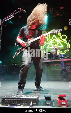 Juli 13, 2018 - Raleigh, North Carolina; USA - Musiker CLAUDIO SANCHEZ der Band COHEED und CAMBRIA führt leben, wie ihre Tour 2018 macht Halt an der Red Hat im Amphitheater von Raleigh entfernt. Copyright 2018 Jason Moore. Credit: Jason Moore/ZUMA Draht/Alamy leben Nachrichten Stockfoto