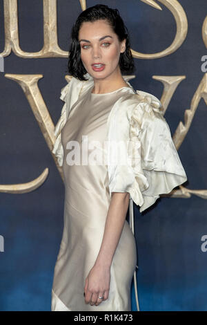 London, 13. Nov 2018. Poppy Corby Tuech besucht die Premiere des Films 'fantastische Tiere: Die Verbrechen von Grindelwald" in Leicester Square am 13. November 2018 England. © Jason Richardson/Alamy leben Nachrichten Stockfoto