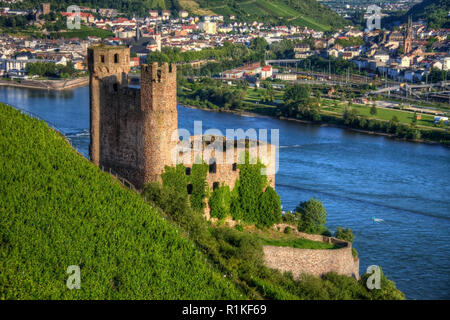 Burg Ehrenfels, Burg Ehrenfels am Rhein in der Nähe von Rüdesheim und Bingen am Rhein, Hessen, Deutschland. Stockfoto