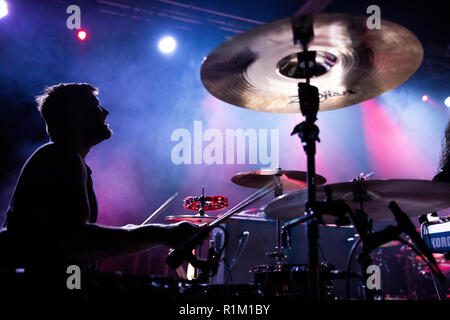 Turbowolf (Blake Davies Drummer) - 4 Nov 2018 - Newcastle Northumbria Institut - Live Konzert Fotografie Stockfoto